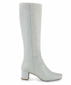 Terry De Havilland Val White