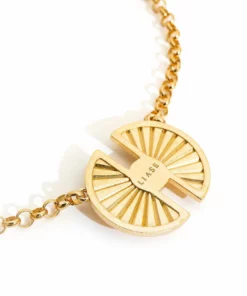 Liase Moonshell Necklace