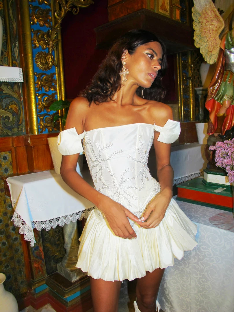 Annie's X Clio Peppiatt The Ezra Ivory Corset 11 Annie's X Clio Peppiatt The Ezra Ivory Corset